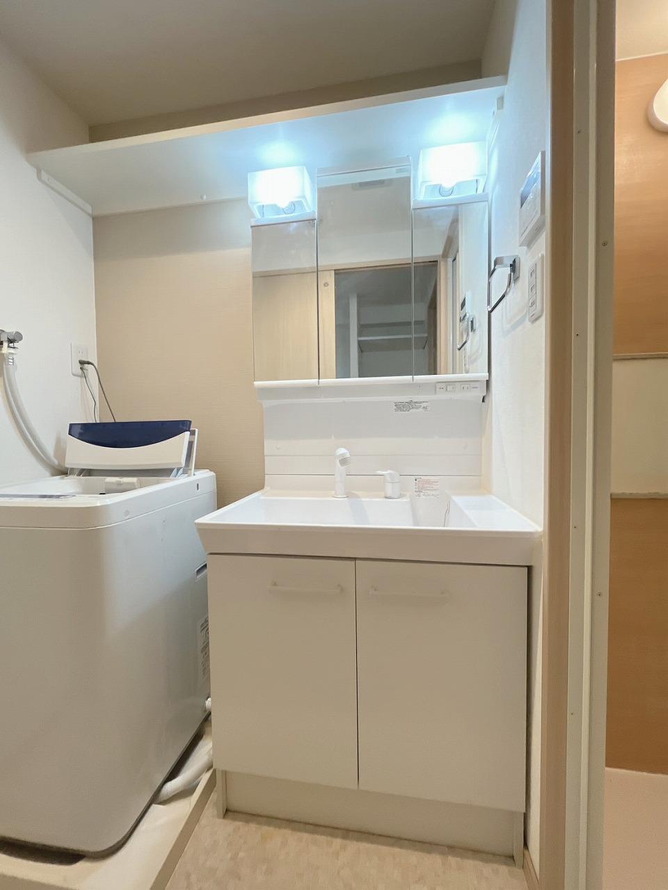 洗面設備　シャンプードレッサー