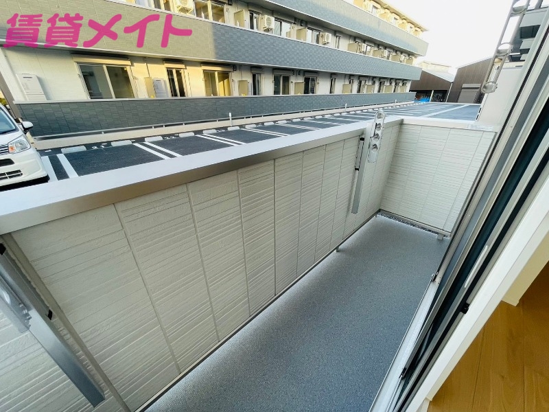 バルコニー　同型参考写真