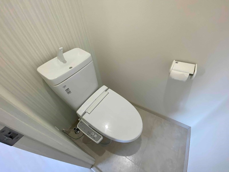トイレ　同物件別部屋イメージ