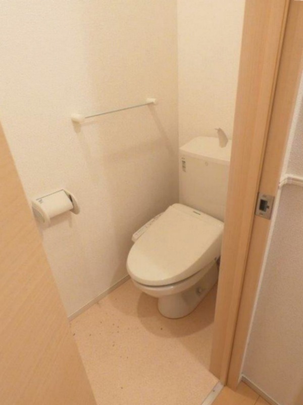 トイレ　図面と現状に相違がある場合には現状を優先