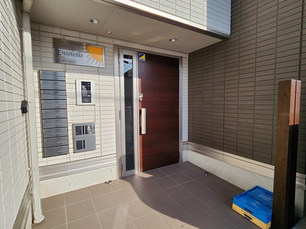 その他共有部分　オートロック・宅配ボックス完備　駐輪場・敷地内ゴミ置場