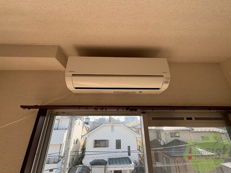 その他設備　こちらはエアコンになります。快適にお過ごし出来ますね。