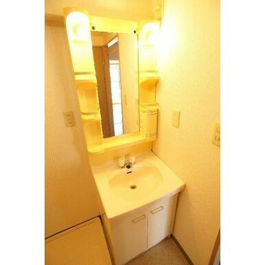 洗面設備　洗面所