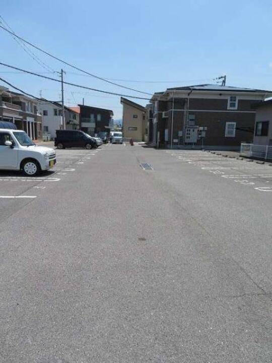 駐車場　駐車場