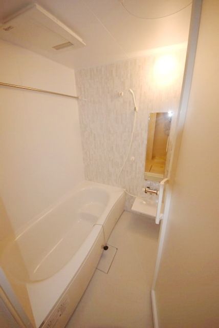 バス・シャワールーム　★綺麗なバスルームです★