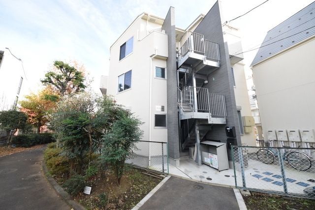 建物外観　☆お問い合わせはお早めに☆