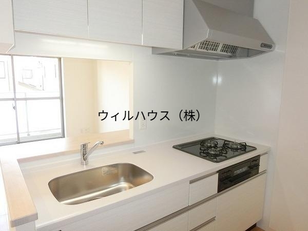 キッチン　３口ガスコンロ！