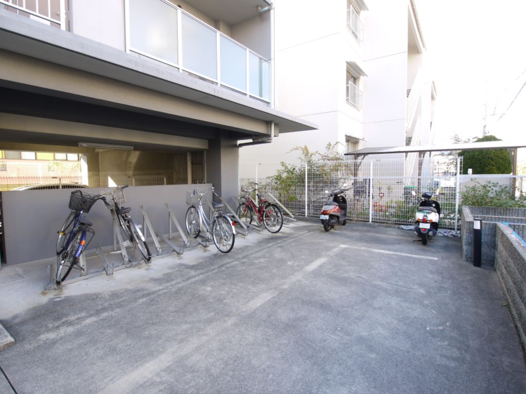 駐車場　詳細は、RISUMO江坂本店までお問合せください♪