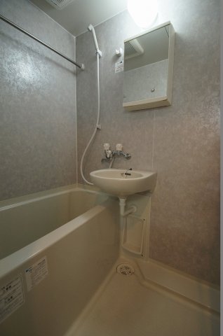 バス・シャワールーム　人気条件の「バス・トイレ別」です。