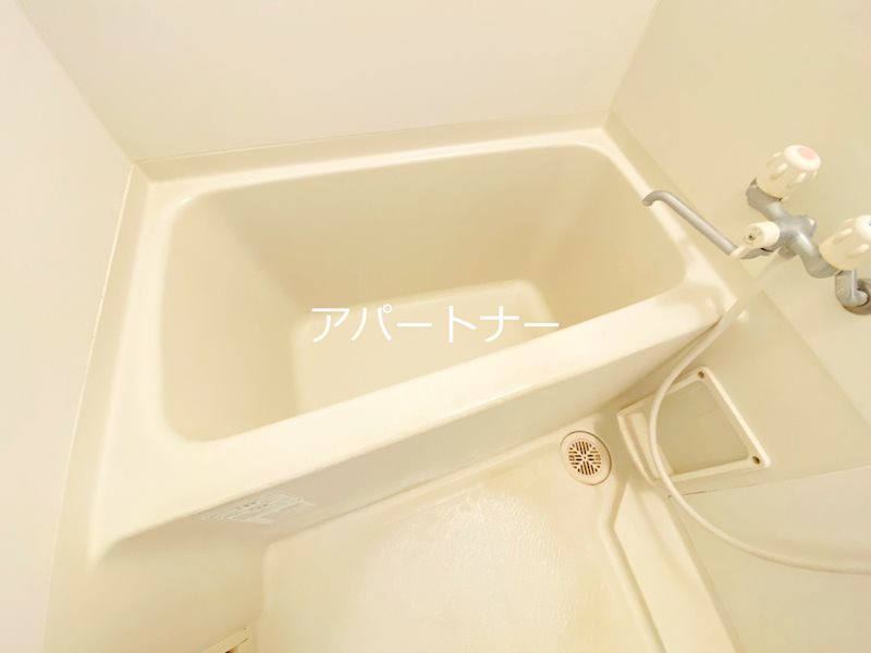 バス・シャワールーム　詳しくは、「賃貸 アパートナー 鹿児島」で検索！
