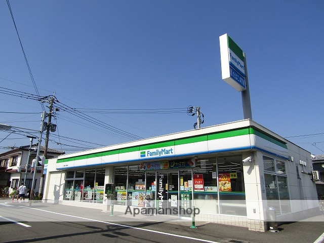 コンビニ　ファミリーマート（コンビニ）まで3694m