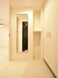 玄関　同タイプ部屋　参考写真です