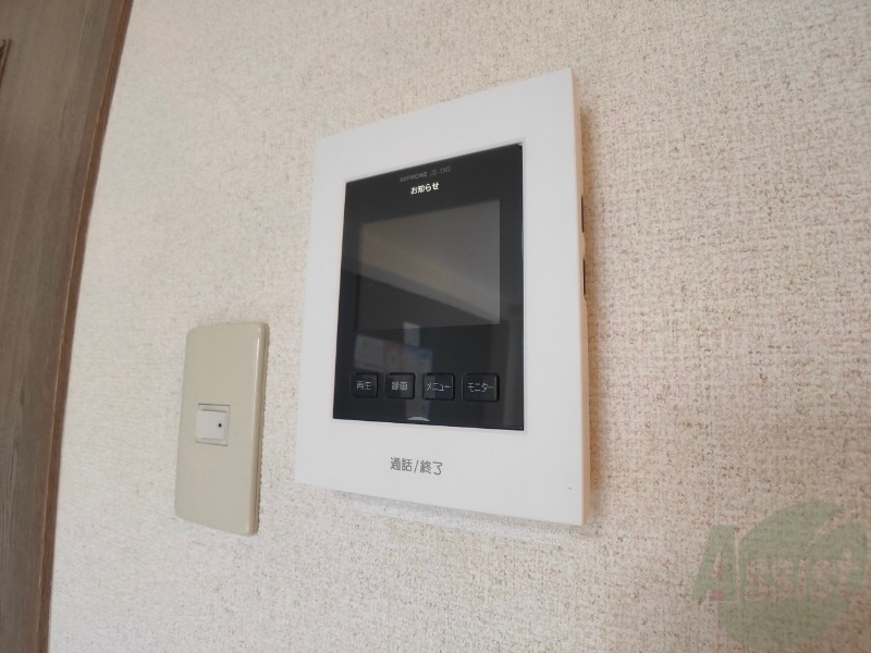 セキュリティ　インターホンで来客確認ができます。安心ですね。