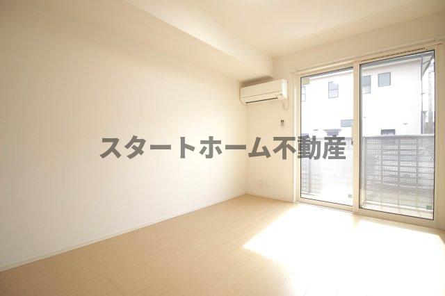 居室・リビング　居間です