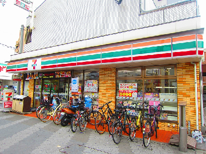 コンビニ　セブンイレブン 大阪東加賀屋1丁目店（コンビニ）まで7m