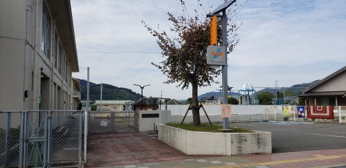 小学校　有田川町立藤並小学校（小学校）まで1234m