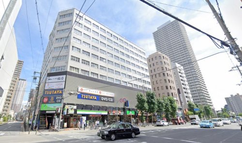 コンビニ　ファミリーマート 上本町六丁目店（コンビニ）まで475m
