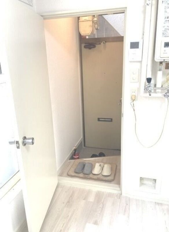 玄関　別号室の写真です♪