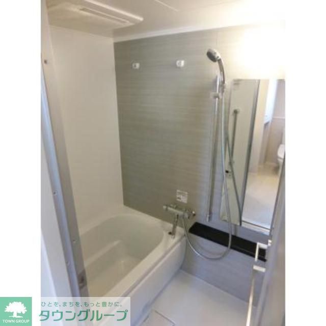 バス・シャワールーム　※写真は同タイプ住戸です。