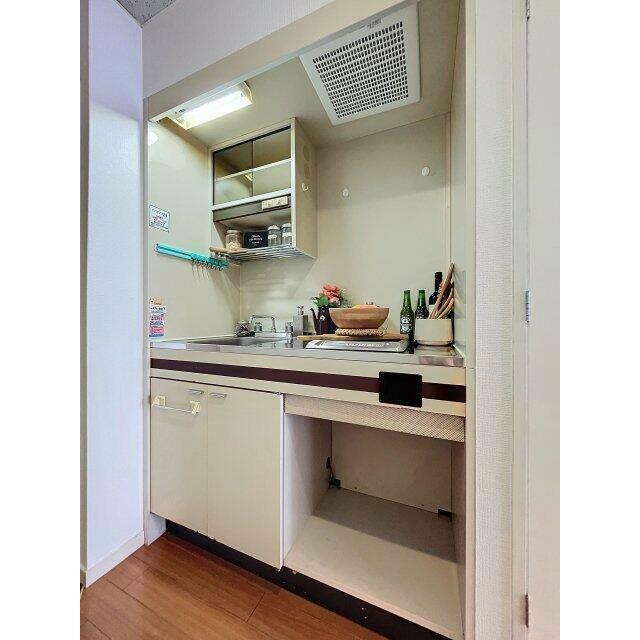 キッチン　1口IHコンロ※家具・小物はイメージです