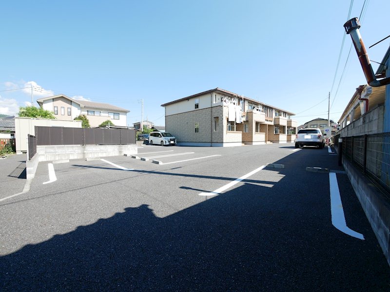駐車場　敷地内駐車場