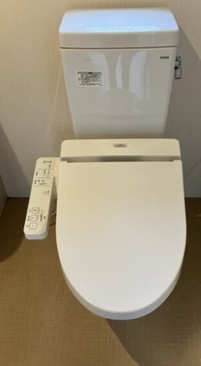 トイレ　同間取り別部屋参考写真