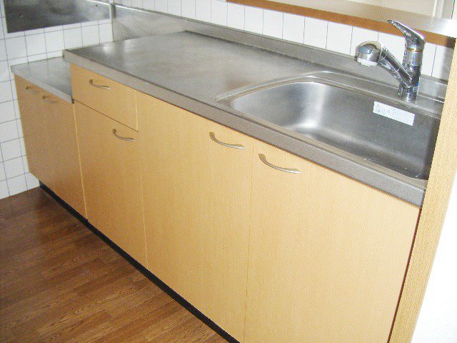 キッチン　ビルトイン浄水器つき
