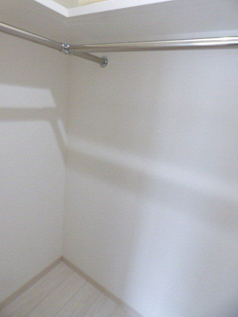 収納　バス