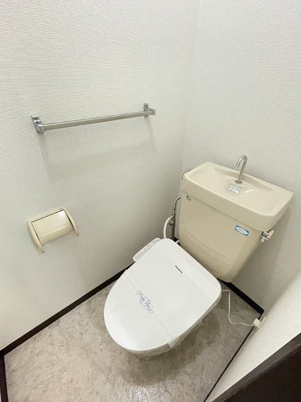 トイレ　ゆったりとした空間のトイレです