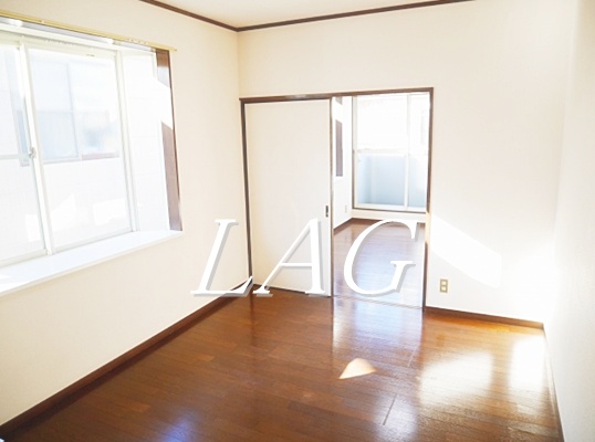 居室・リビング　洋室のお部屋です。