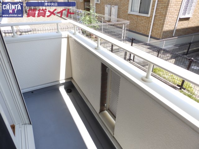 バルコニー　同型参考写真
