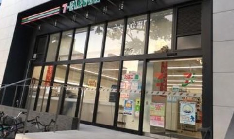 コンビニ　セブンイレブン 都立墨東病院東店（コンビニ）まで617m