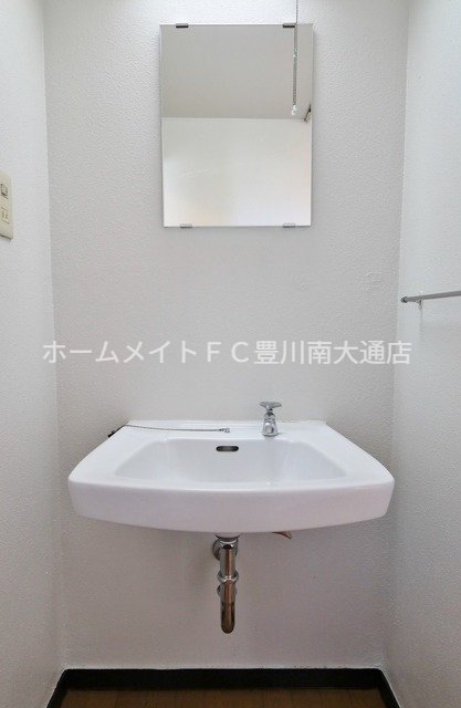 洗面設備　同型別部屋写真