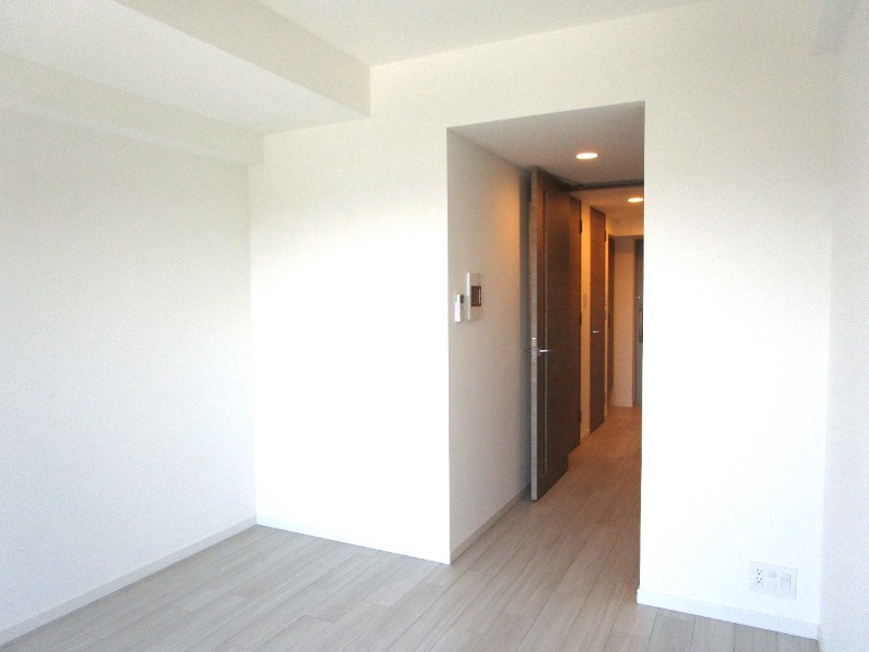 その他部屋・スペース　白を基調にしたお部屋です。