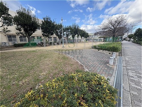 公園　小路南公園（公園）まで333m