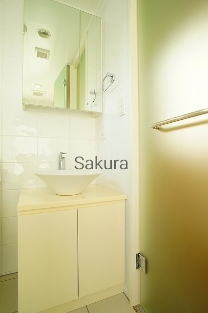洗面設備　忙しい朝には欠かせない洗面所です♪