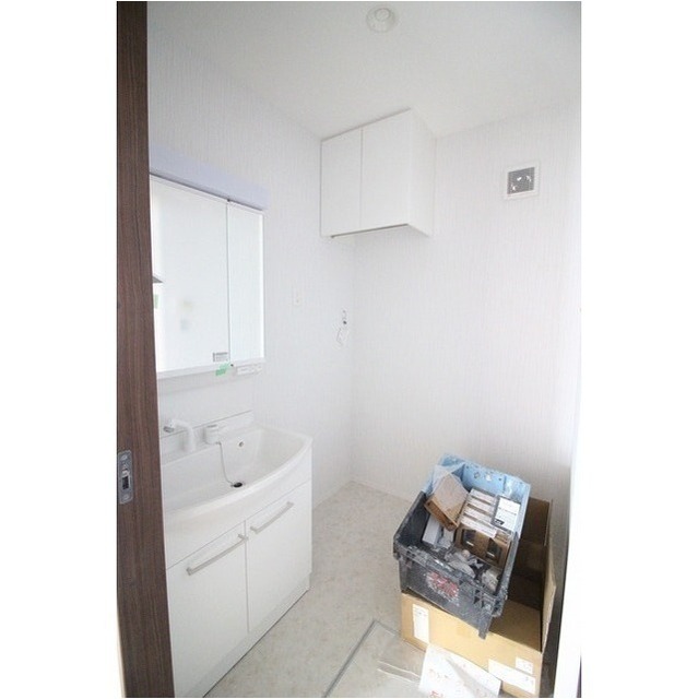 洗面設備　※写真はＡ１０２号室です