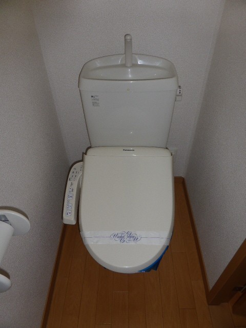 トイレ　ゆったりとした空間のトイレです