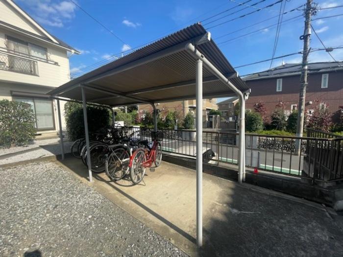 その他共有部分　屋根付き駐輪場