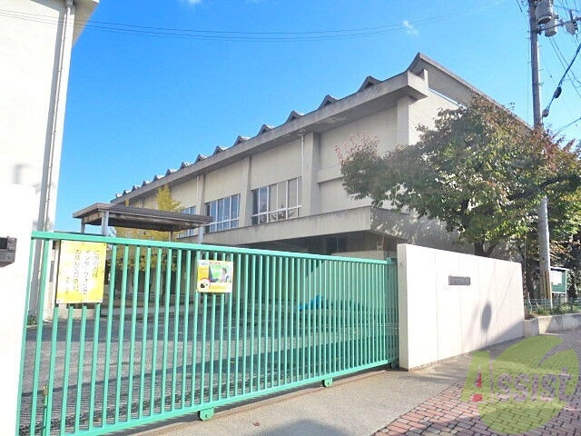 小学校　豊島小学校（小学校）まで302m