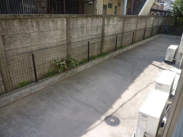 その他設備　窓の外
