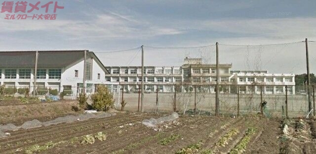 中学校　菰野町立八風中学校（中学校）まで3129m