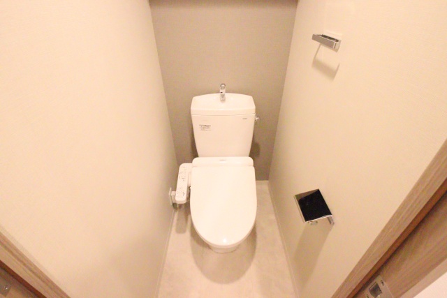S-RESIDENCE名駅Westのトイレ写真