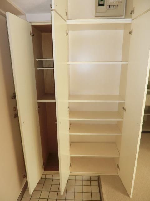 収納　玄関収納