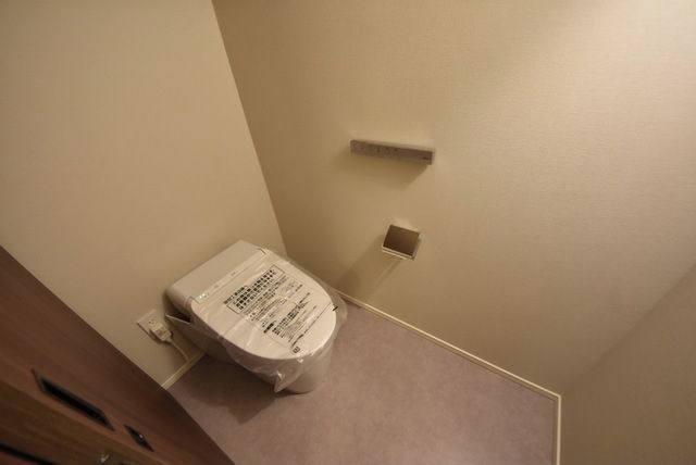 トイレ　お部屋探しは株式会社　タウンハウジング　までお気軽にお問合…