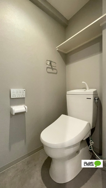 トイレ　※別部屋の写真となります