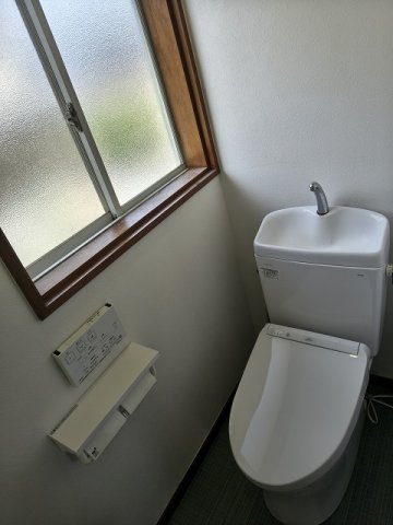 川岸中2丁目貸家のトイレ写真