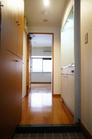 玄関　収納もある玄関です