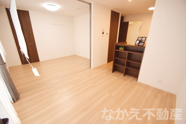 居室・リビング　コンパクトで使いやすい洋室です