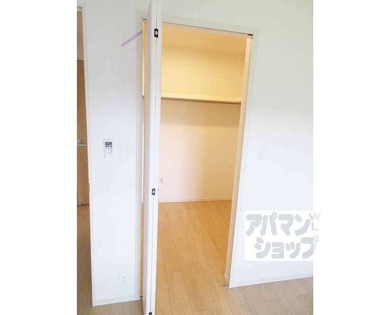 収納　大人気ウォークインクローゼット